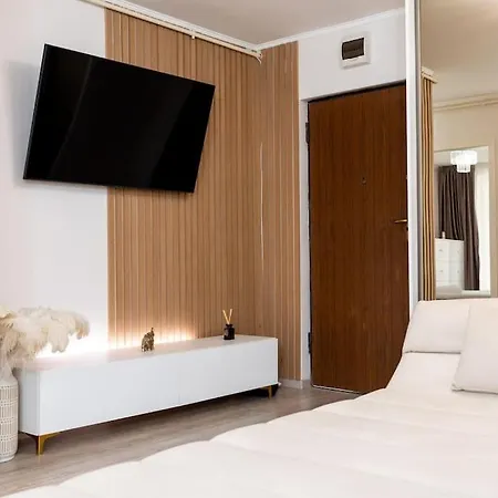 Lora's * Cluj-Napoca